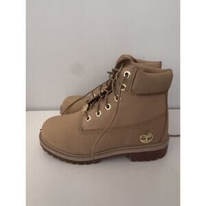 Timberland Boots Boys Size 4 Gold logos - Excellent Condition